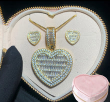Load image into Gallery viewer, “Mí Amor” Set -Pink gift box Included!
